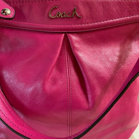 COACH Ashley Carry-All Leather shoulder bag. In excellent condition! - Picture 4 of 8